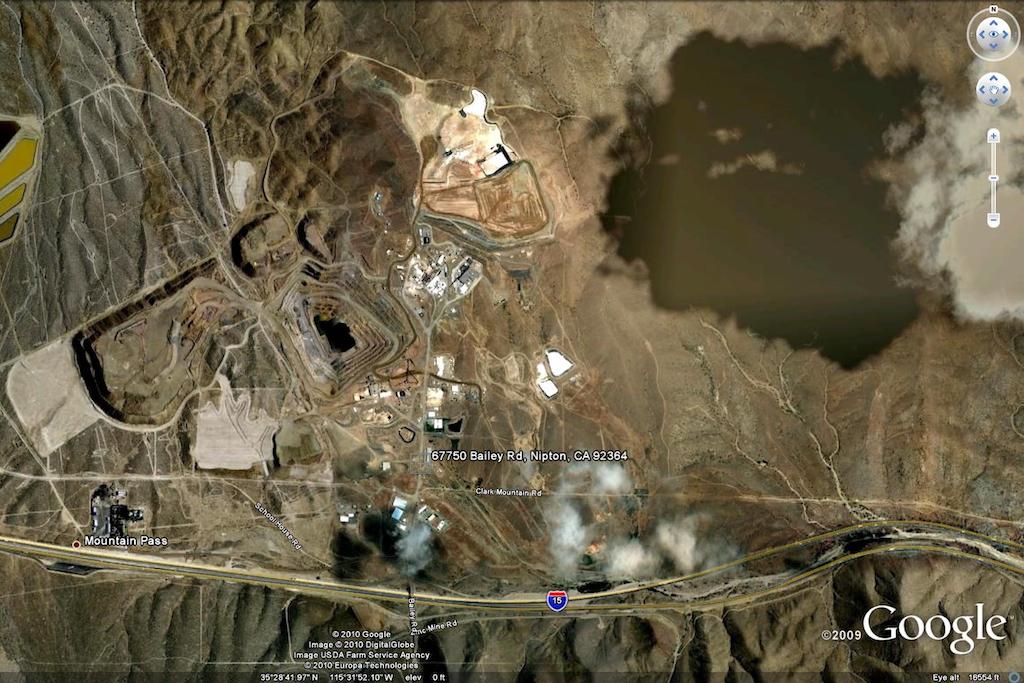 レアアースを採掘している米国カリフォルニア州のマウンテンパス鉱山