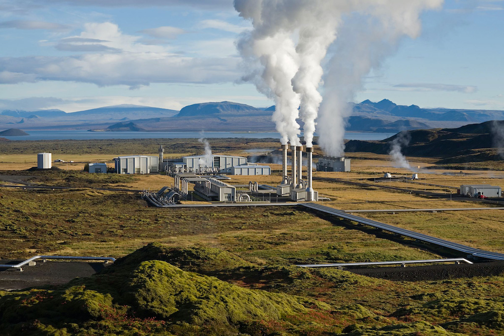 ネーシャヴェトリル地熱発電所（アイスランド）